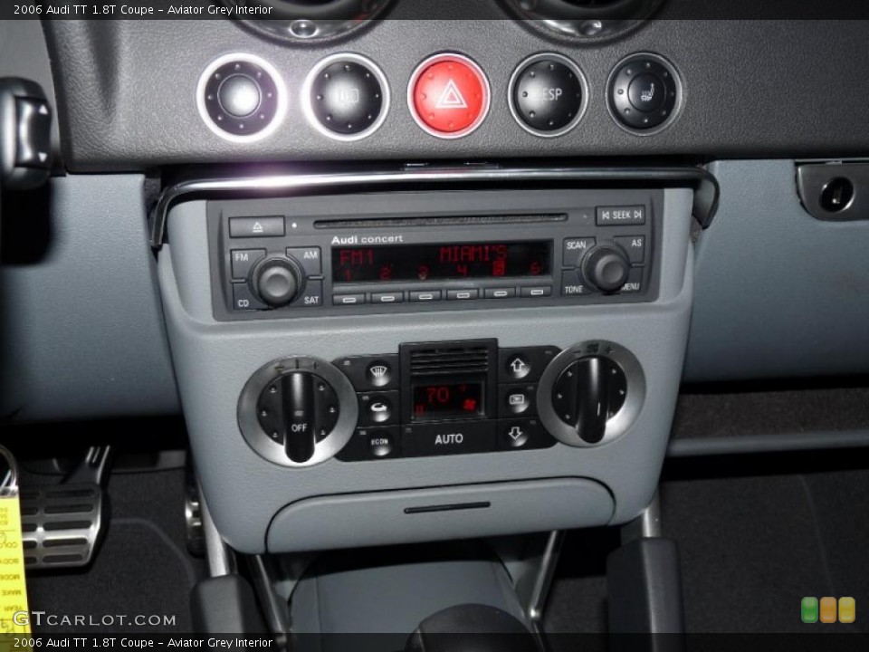 Aviator Grey Interior Controls for the 2006 Audi TT 1.8T Coupe #44618323