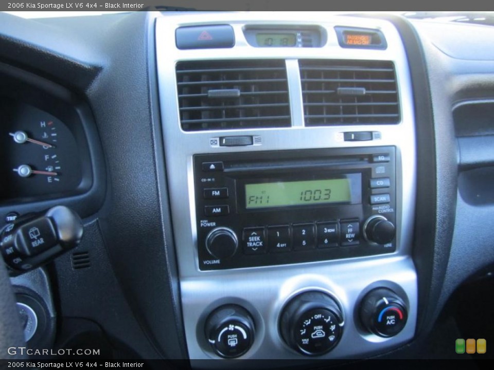 Black Interior Controls for the 2006 Kia Sportage LX V6 4x4 #44620615