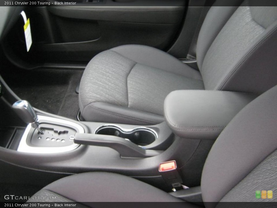 Black Interior Photo for the 2011 Chrysler 200 Touring #44635234
