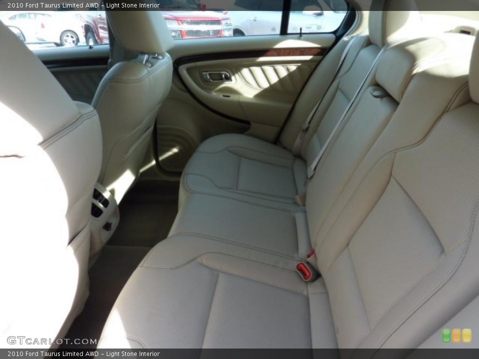 Light Stone Interior Photo for the 2010 Ford Taurus Limited AWD #44640230