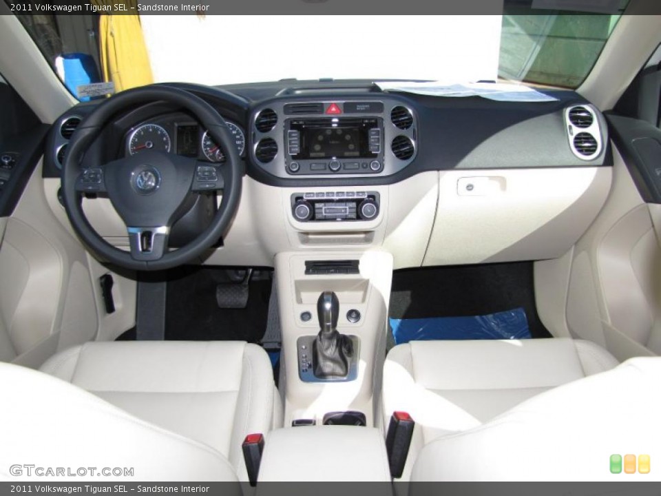 Sandstone Interior Dashboard for the 2011 Volkswagen Tiguan SEL #44655371