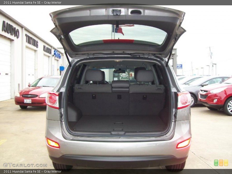 Gray Interior Trunk for the 2011 Hyundai Santa Fe SE #44673946