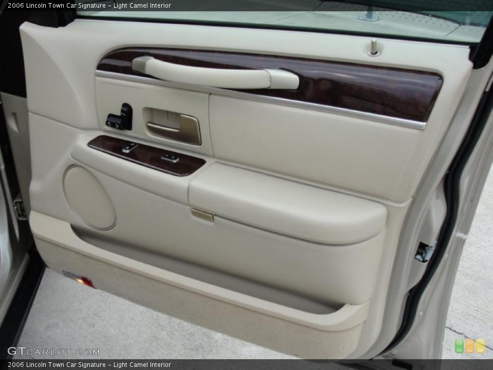 Light Camel Interior Door Panel for the 2006 Lincoln Town Car Signature #44678351