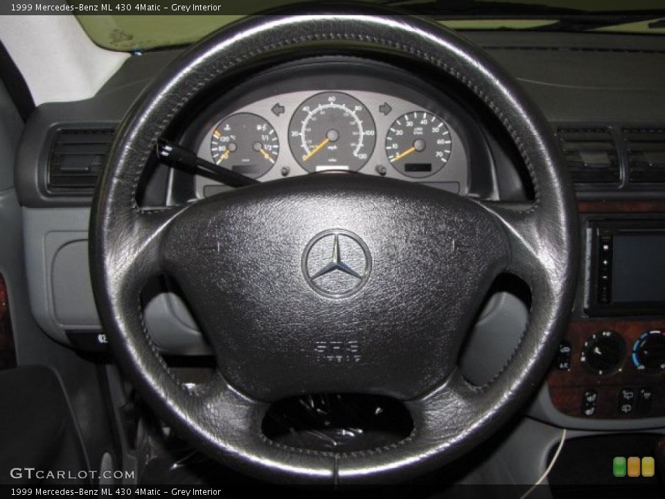 Grey Interior Steering Wheel for the 1999 Mercedes-Benz ML 430 4Matic #44685651