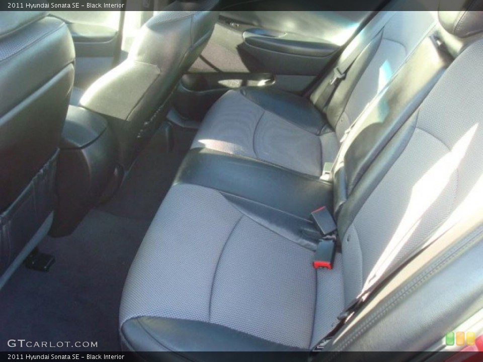 Black Interior Photo for the 2011 Hyundai Sonata SE #44689409
