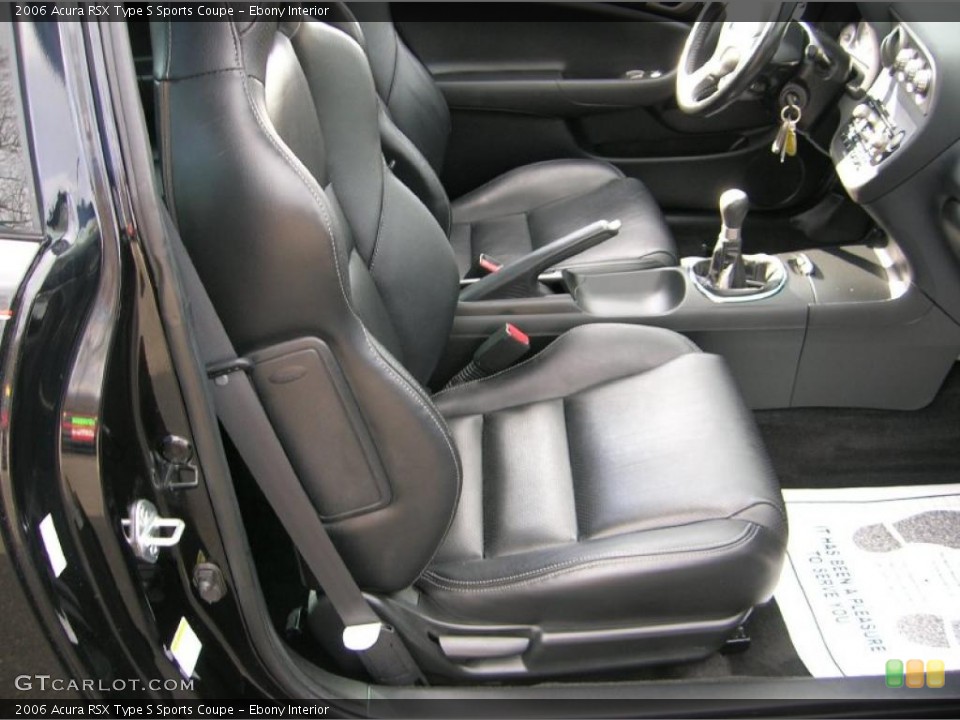 Ebony Interior Photo for the 2006 Acura RSX Type S Sports Coupe #44694417