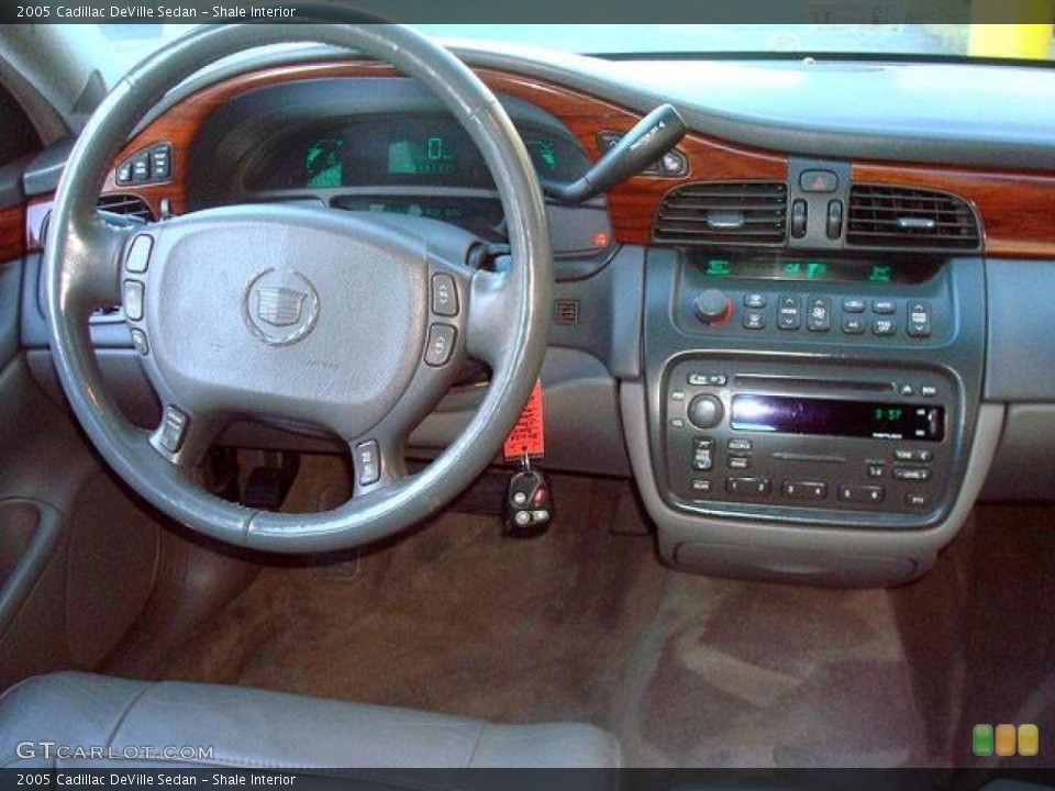 Shale Interior Dashboard for the 2005 Cadillac DeVille Sedan #44698397