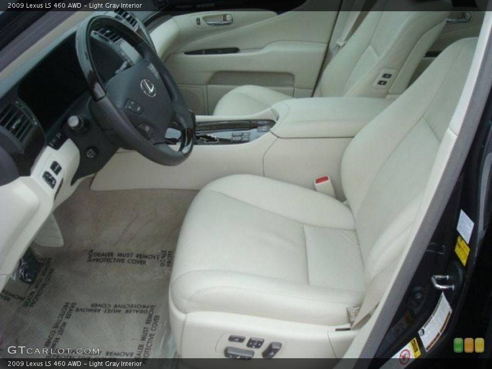 Light Gray Interior Photo for the 2009 Lexus LS 460 AWD #44700818