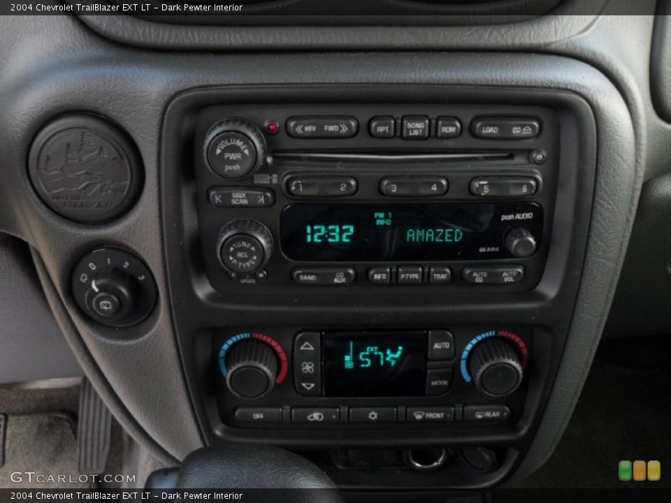 Dark Pewter Interior Controls for the 2004 Chevrolet TrailBlazer EXT LT #44702178