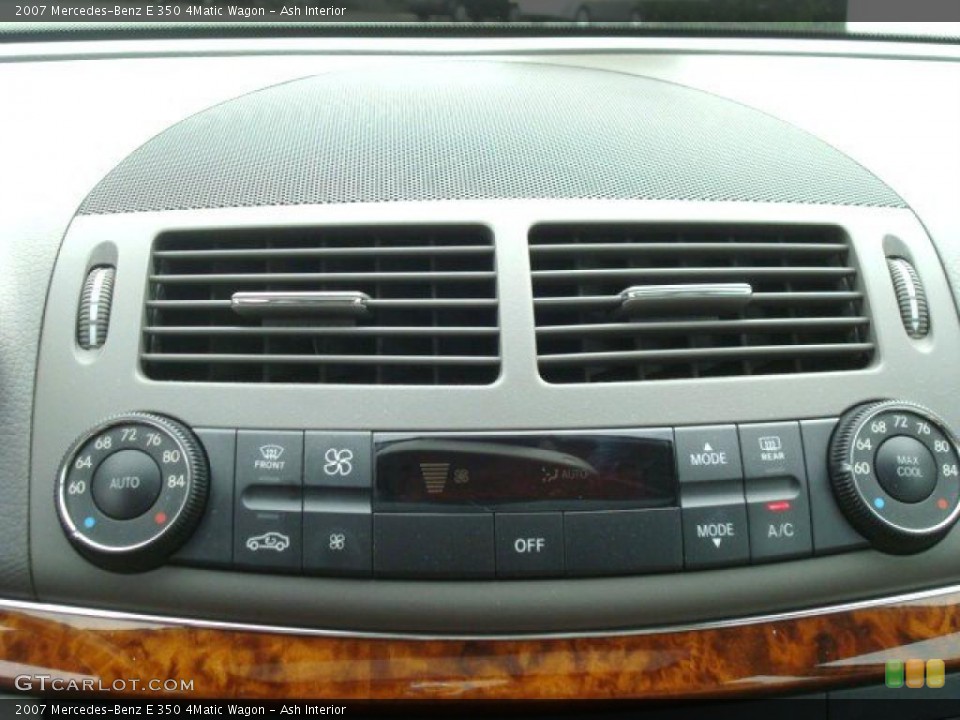 Ash Interior Controls for the 2007 Mercedes-Benz E 350 4Matic Wagon #44703014