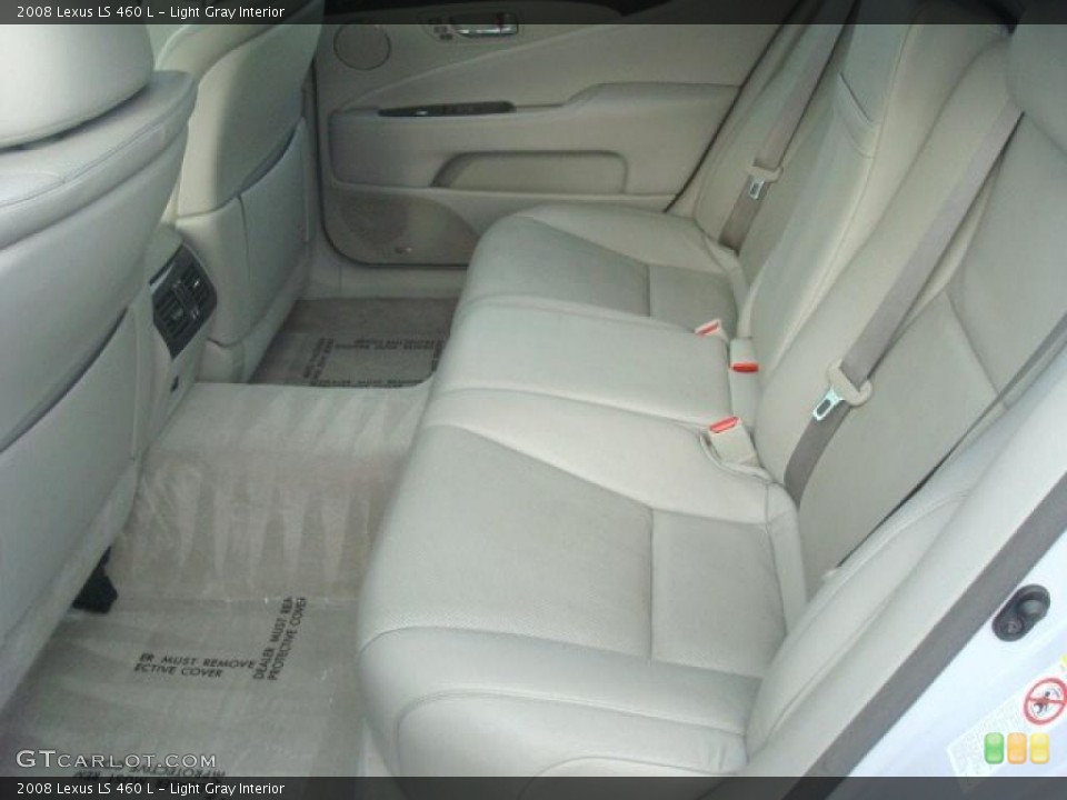 Light Gray Interior Photo for the 2008 Lexus LS 460 L #44717003