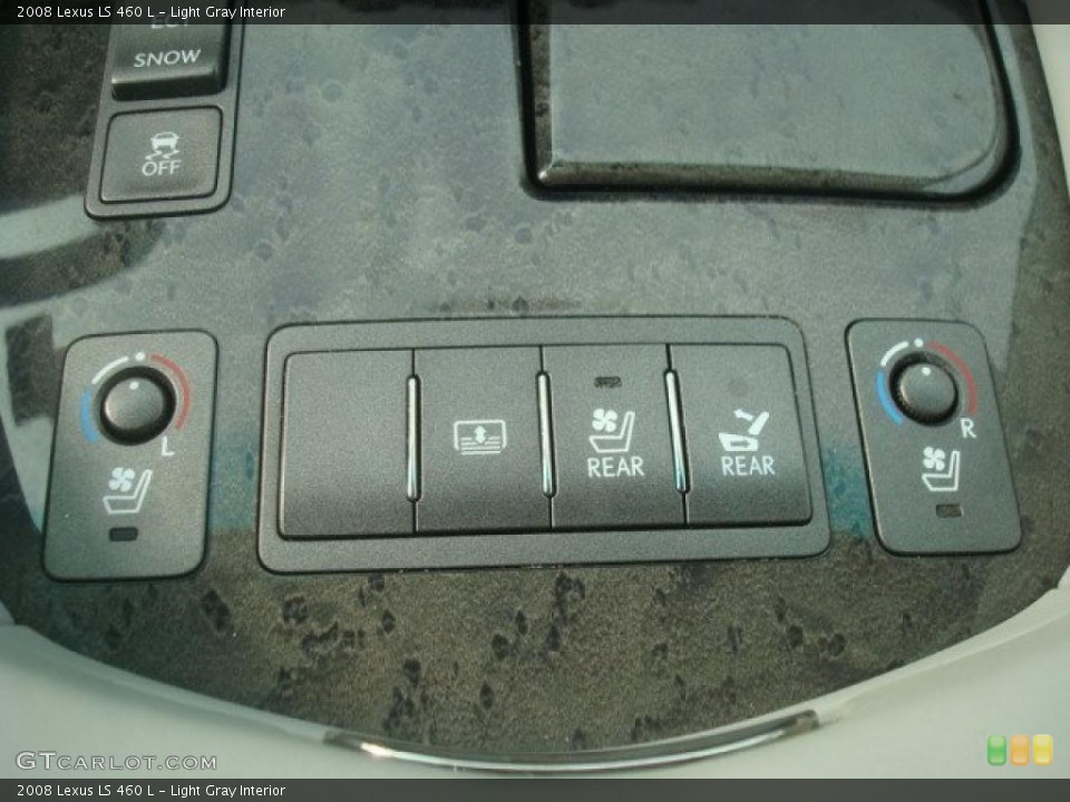 Light Gray Interior Controls for the 2008 Lexus LS 460 L #44717229