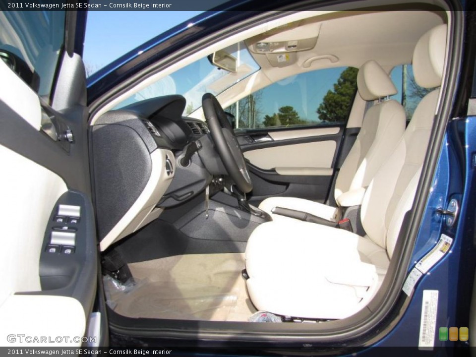 Cornsilk Beige Interior Photo for the 2011 Volkswagen Jetta SE Sedan #44719470