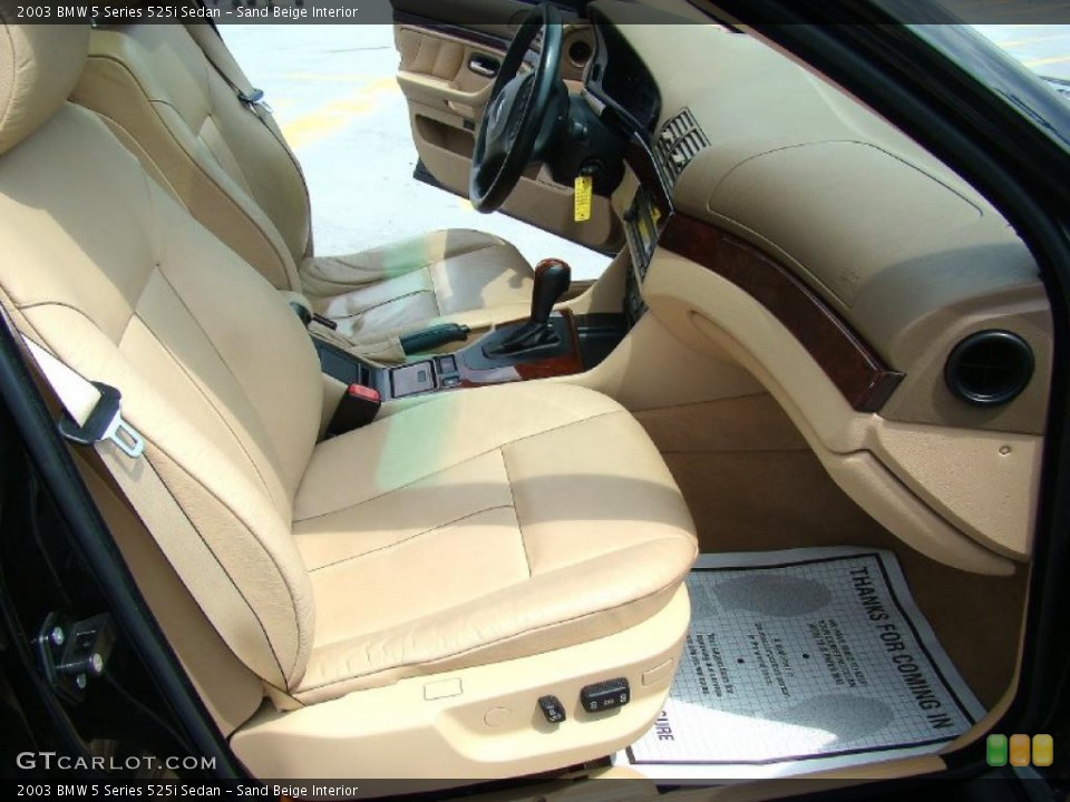 Sand Beige Interior Photo for the 2003 BMW 5 Series 525i Sedan #44720152