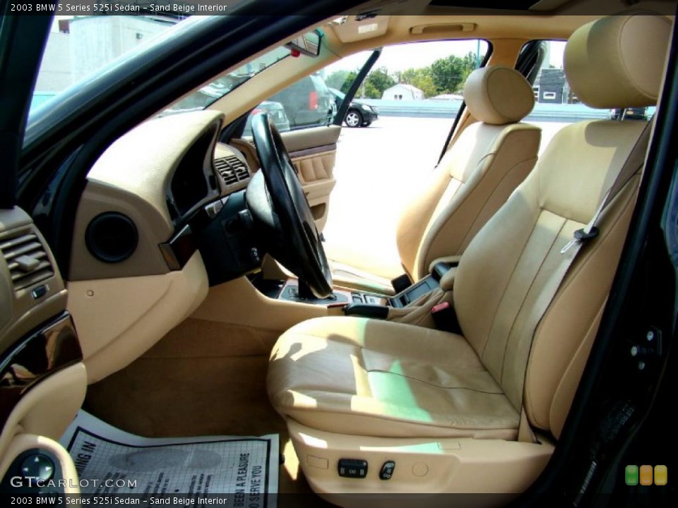 Sand Beige Interior Photo for the 2003 BMW 5 Series 525i Sedan #44720296