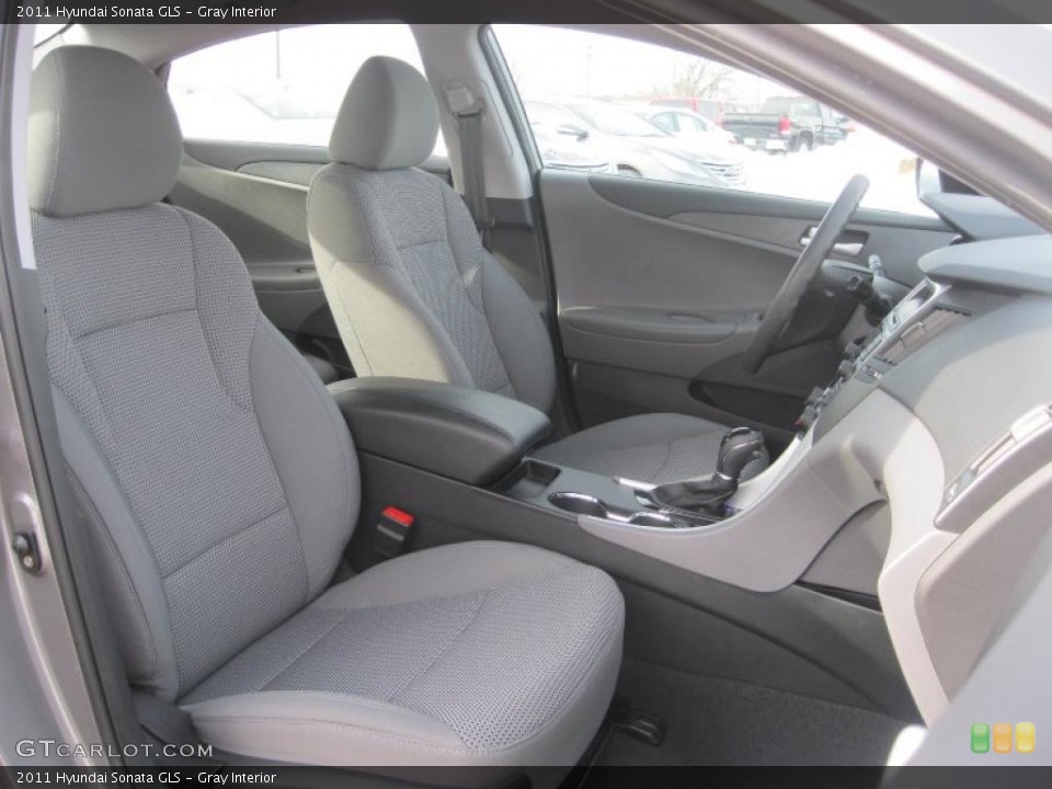 Gray Interior Photo for the 2011 Hyundai Sonata GLS #44721424