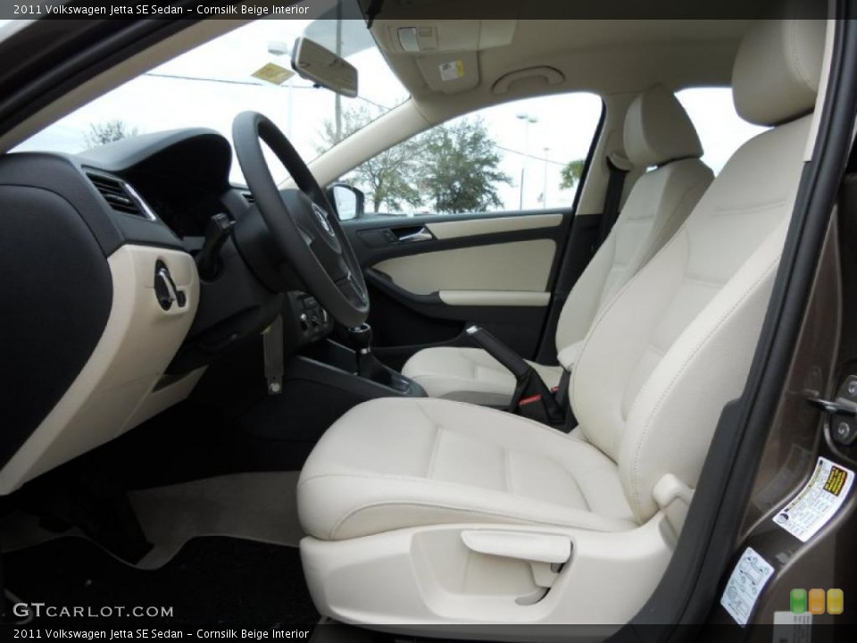 Cornsilk Beige Interior Photo for the 2011 Volkswagen Jetta SE Sedan #44727049