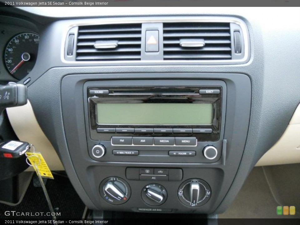 Cornsilk Beige Interior Controls for the 2011 Volkswagen Jetta SE Sedan #44727117