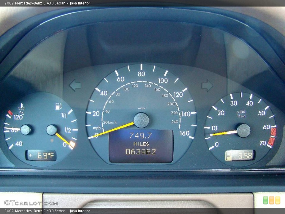 Java Interior Gauges for the 2002 Mercedes-Benz E 430 Sedan #44727669