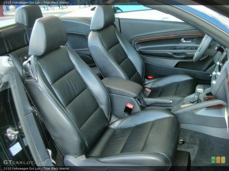 Titan Black Interior Photo for the 2010 Volkswagen Eos Lux #44731056