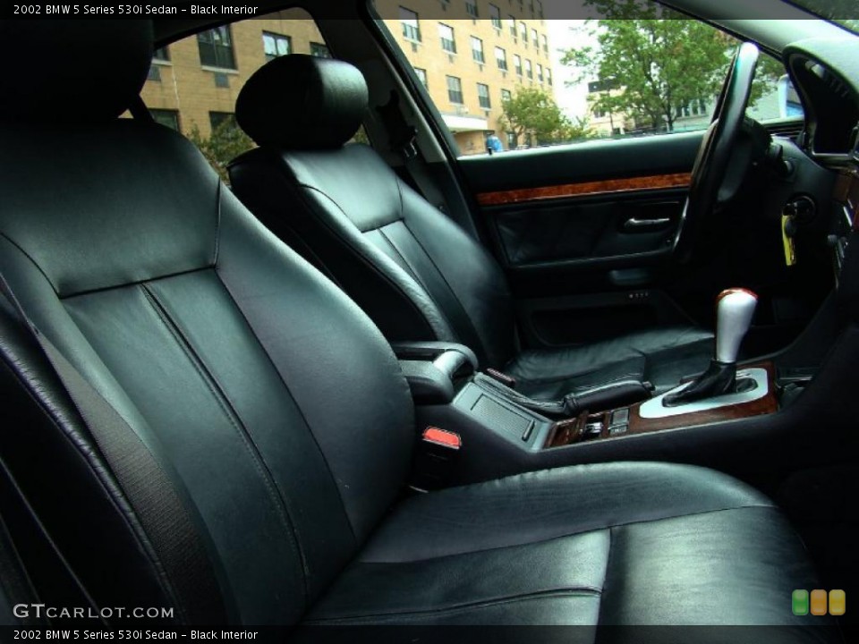 Black Interior Photo for the 2002 BMW 5 Series 530i Sedan #44733561