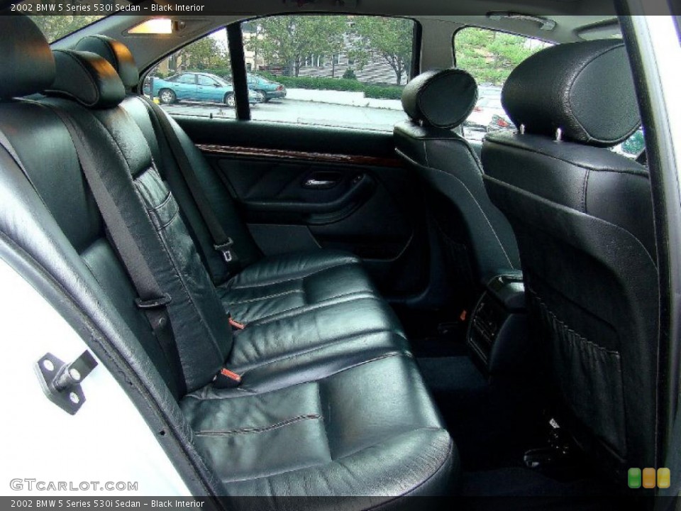 Black Interior Photo for the 2002 BMW 5 Series 530i Sedan #44733585