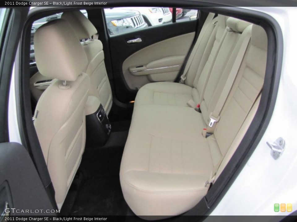 Black/Light Frost Beige Interior Photo for the 2011 Dodge Charger SE #44738974