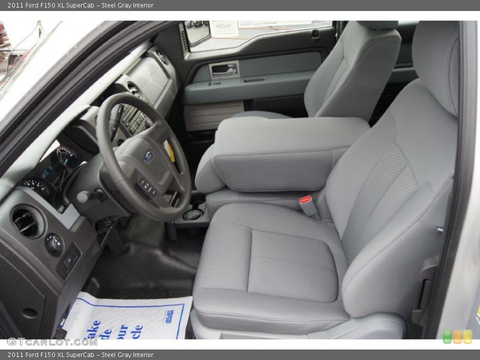 Steel Gray Interior Photo for the 2011 Ford F150 XL SuperCab #44746139