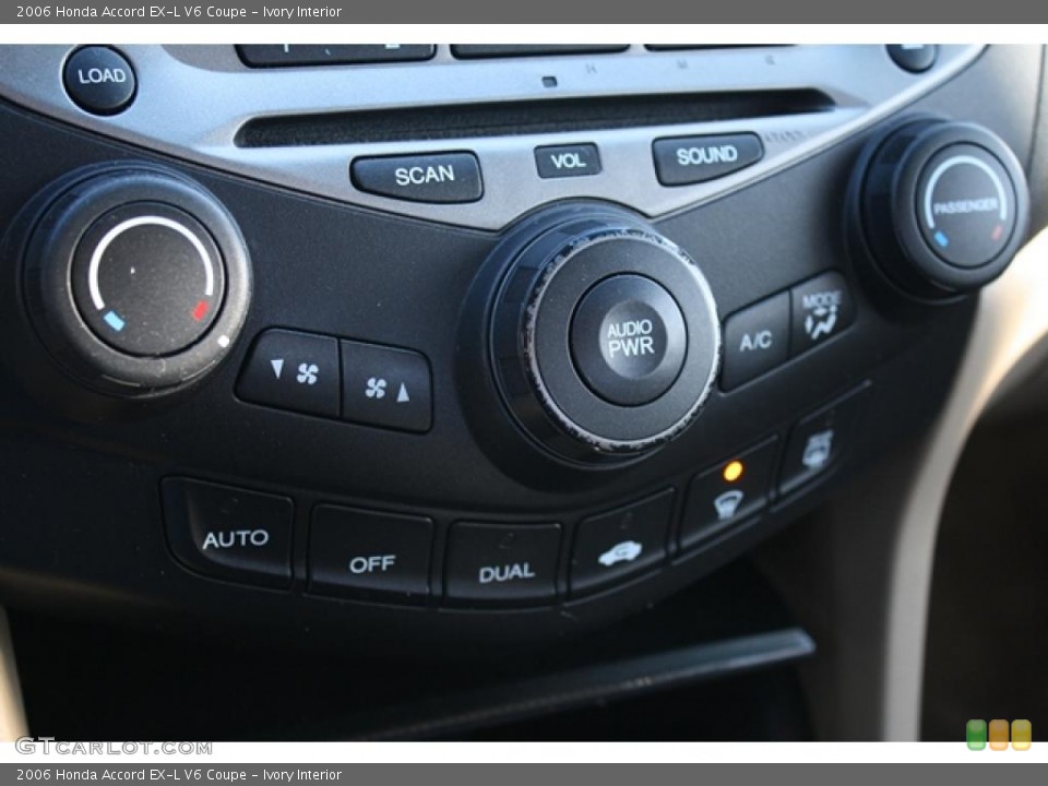 Ivory Interior Controls for the 2006 Honda Accord EX-L V6 Coupe #44748979