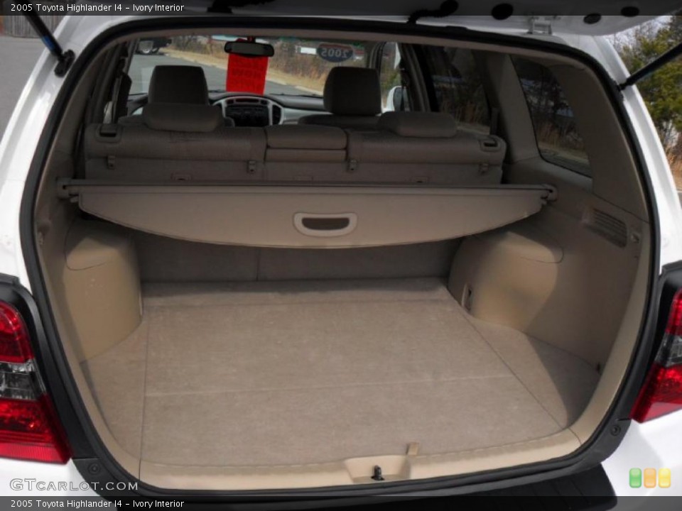 Ivory Interior Trunk for the 2005 Toyota Highlander I4 #44751855