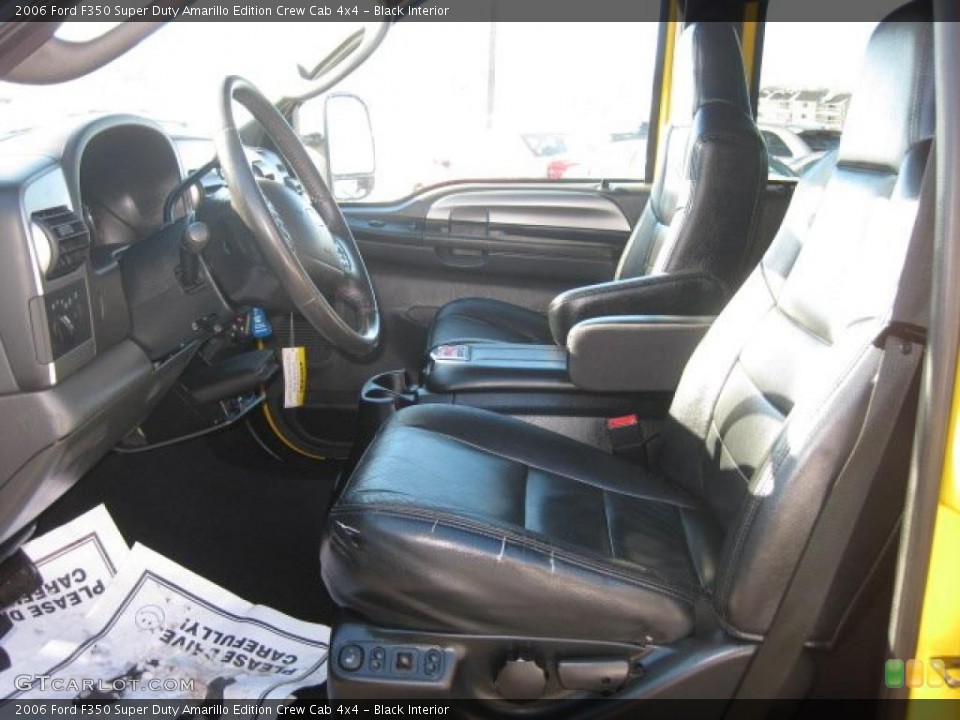 Black Interior Photo for the 2006 Ford F350 Super Duty Amarillo Edition Crew Cab 4x4 #44755009