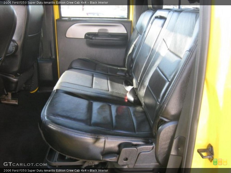 Black Interior Photo for the 2006 Ford F350 Super Duty Amarillo Edition Crew Cab 4x4 #44755027