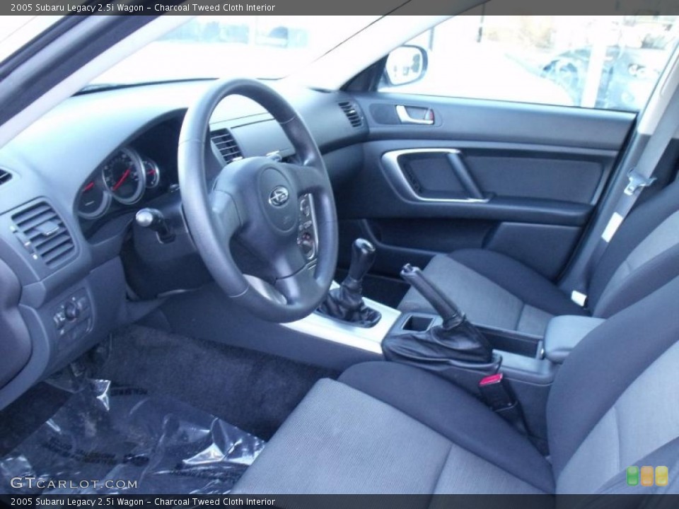 Charcoal Tweed Cloth Interior Photo for the 2005 Subaru Legacy 2.5i Wagon #44761059