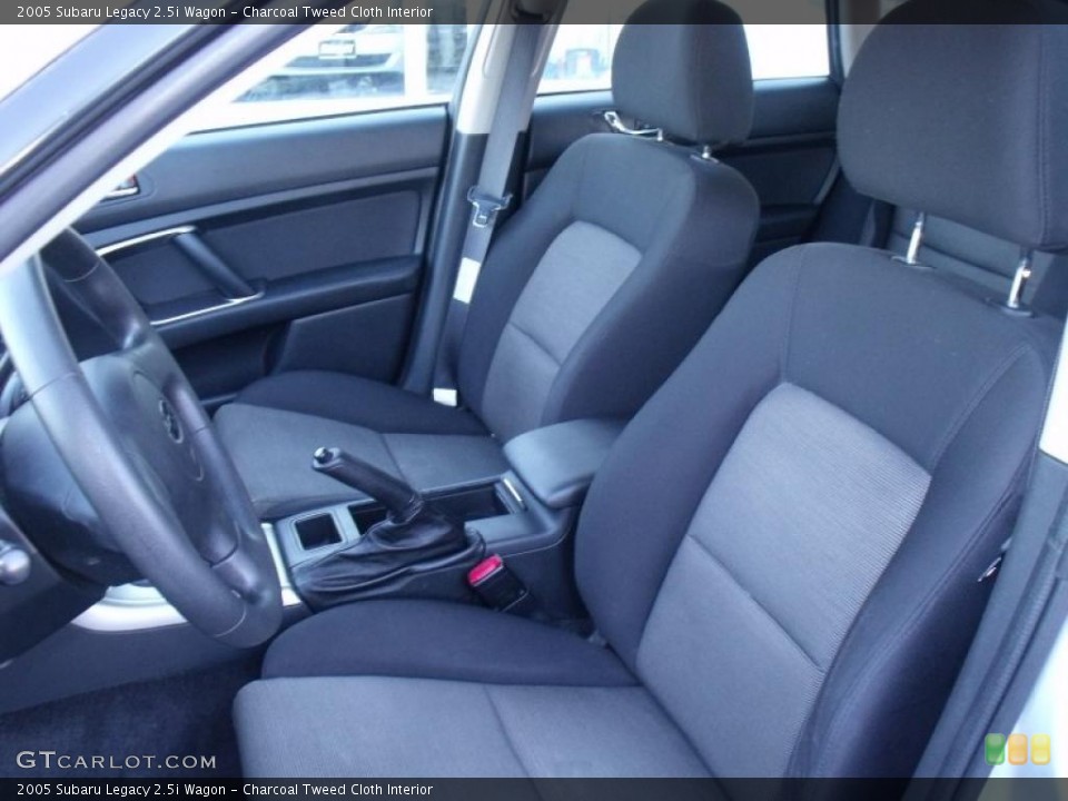 Charcoal Tweed Cloth Interior Photo for the 2005 Subaru Legacy 2.5i Wagon #44761079