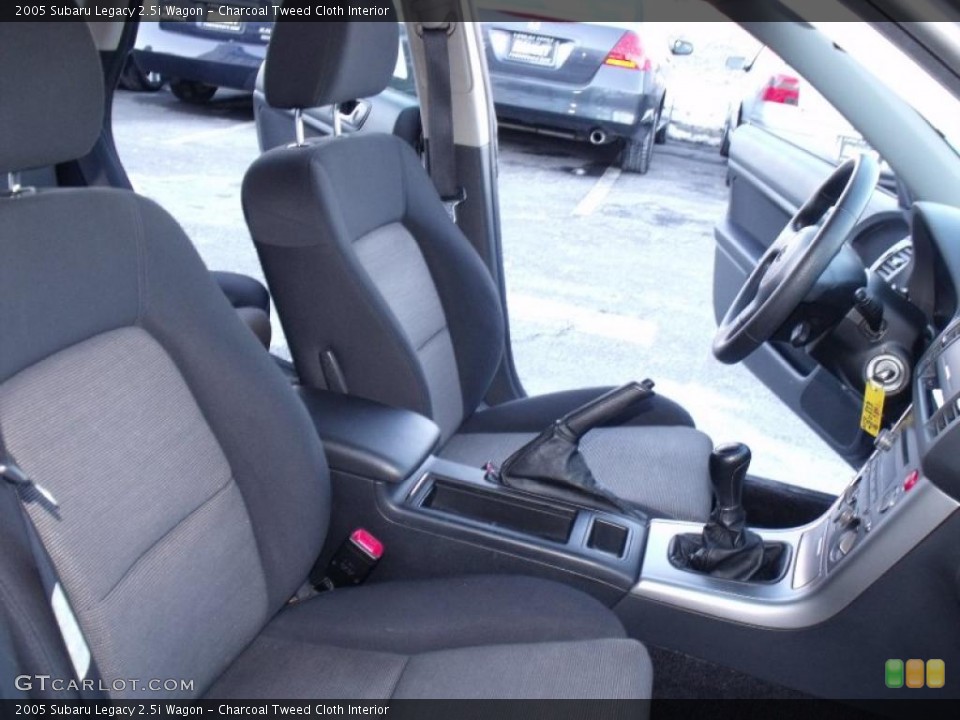 Charcoal Tweed Cloth Interior Photo for the 2005 Subaru Legacy 2.5i Wagon #44761179