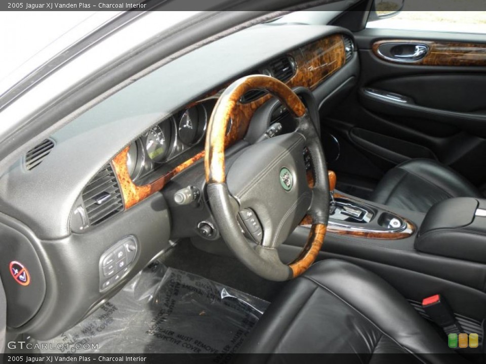 Charcoal Interior Dashboard for the 2005 Jaguar XJ Vanden Plas #44766633