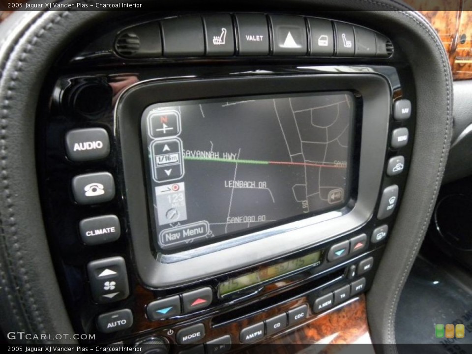 Charcoal Interior Controls for the 2005 Jaguar XJ Vanden Plas #44766981