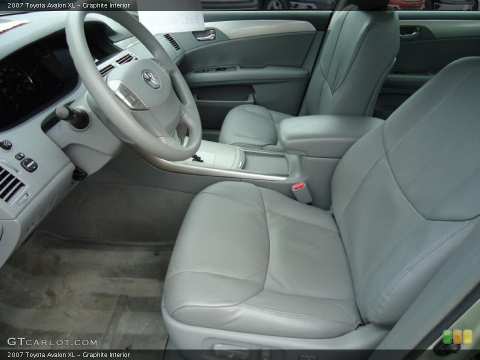 Graphite Interior Photo for the 2007 Toyota Avalon XL #44768329