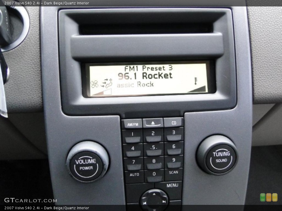 Dark Beige/Quartz Interior Controls for the 2007 Volvo S40 2.4i #44773265