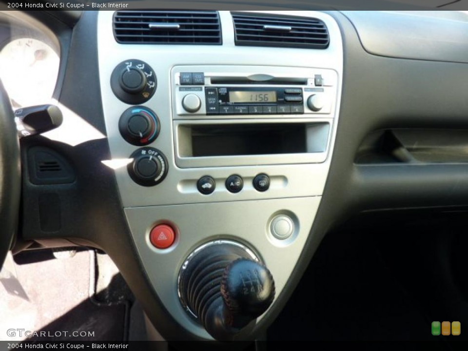 Black Interior Controls for the 2004 Honda Civic Si Coupe #44775273