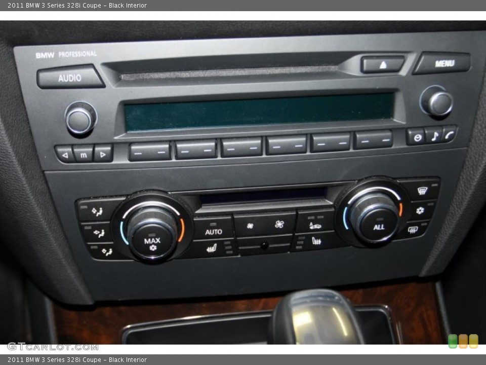 Black Interior Controls for the 2011 BMW 3 Series 328i Coupe #44777057