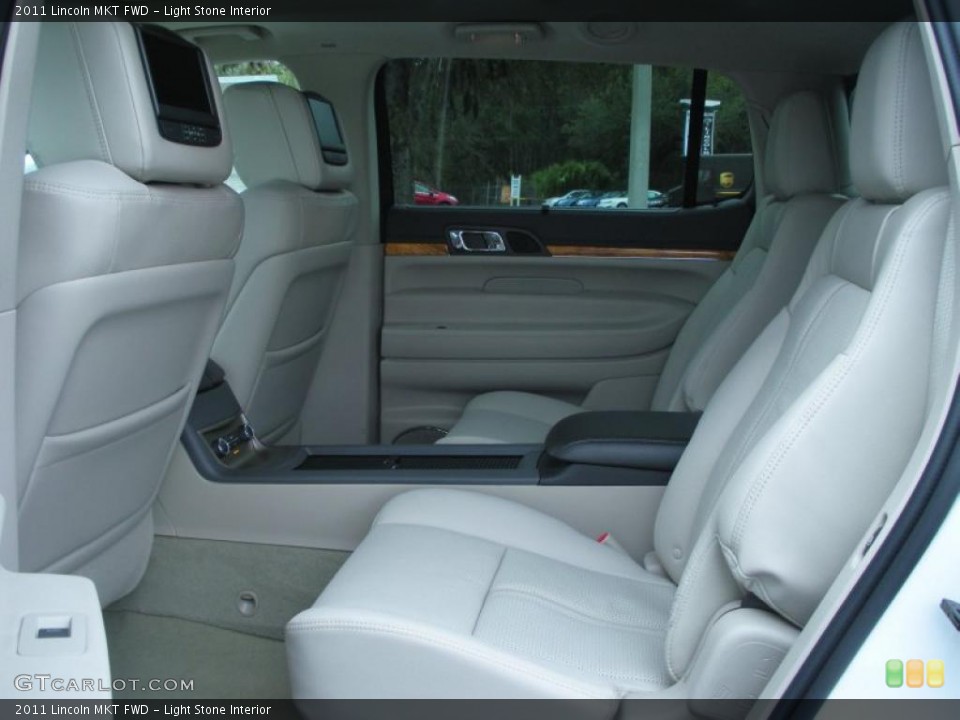 Light Stone Interior Photo for the 2011 Lincoln MKT FWD #44784166