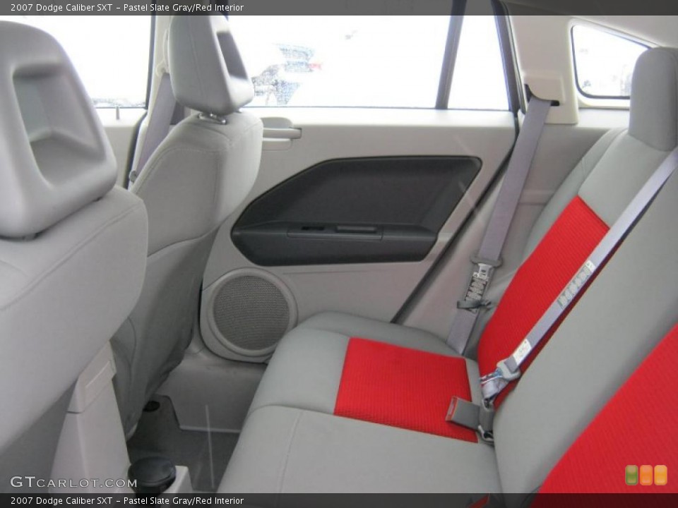 Pastel Slate Gray/Red Interior Photo for the 2007 Dodge Caliber SXT #44785034