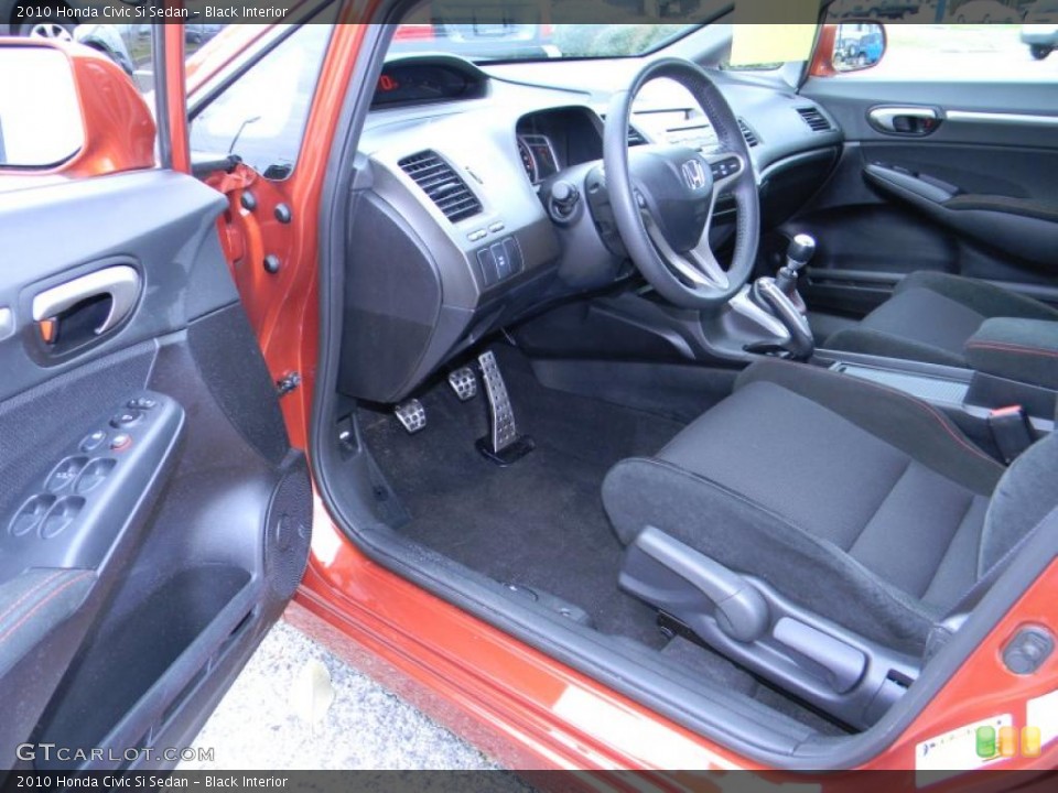 Black Interior Photo for the 2010 Honda Civic Si Sedan #44788790
