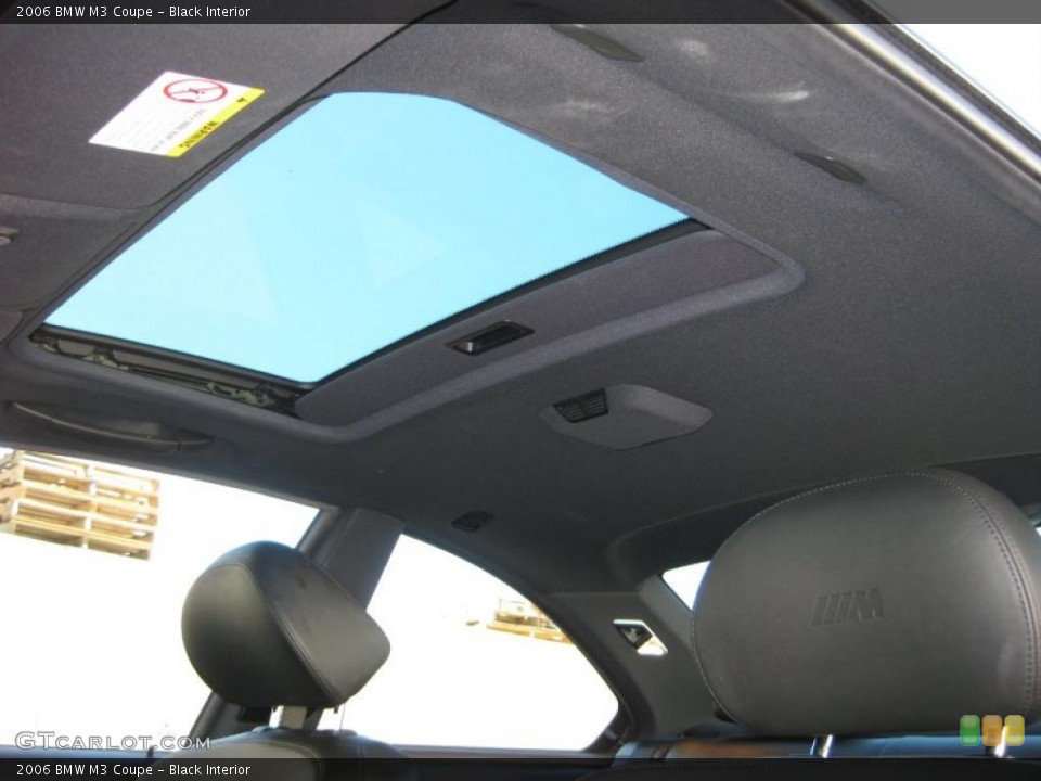 Black Interior Sunroof for the 2006 BMW M3 Coupe #44789014