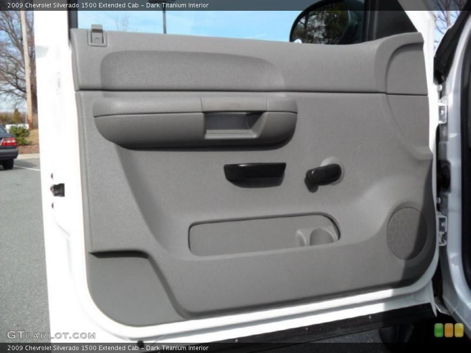 Dark Titanium Interior Door Panel for the 2009 Chevrolet Silverado 1500 Extended Cab #44799906