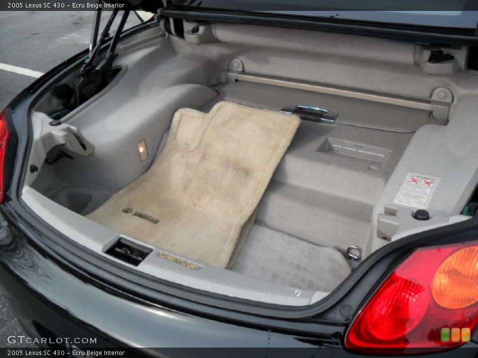 Ecru Beige Interior Trunk for the 2005 Lexus SC 430 #44801994