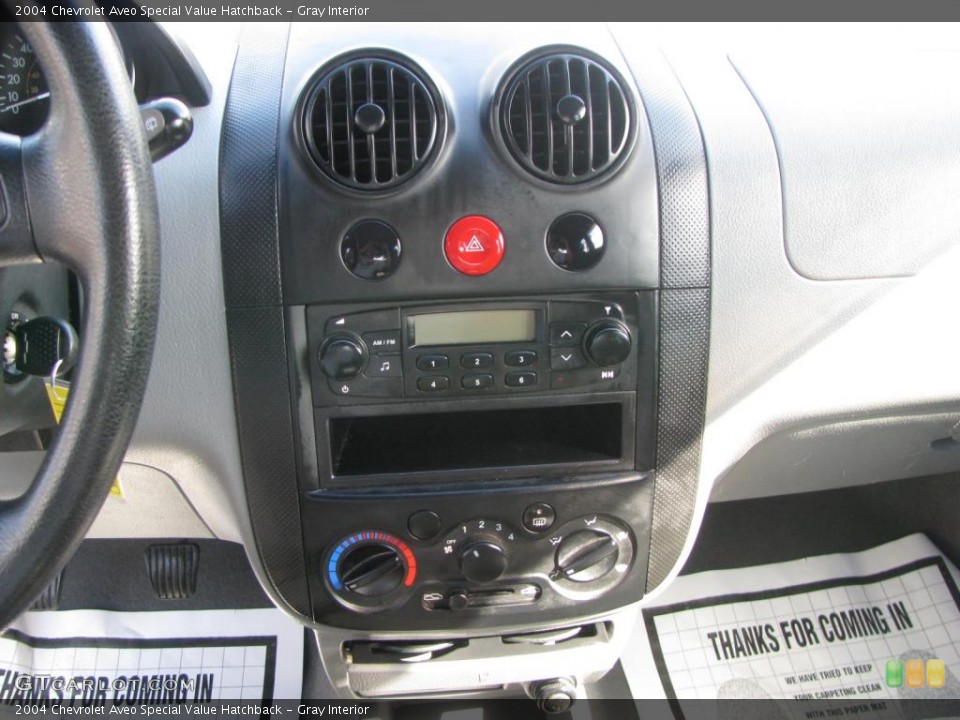 Gray Interior Controls for the 2004 Chevrolet Aveo Special Value Hatchback #44802102