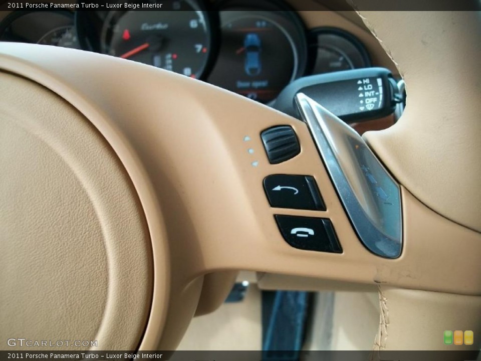 Luxor Beige Interior Controls for the 2011 Porsche Panamera Turbo #44815164