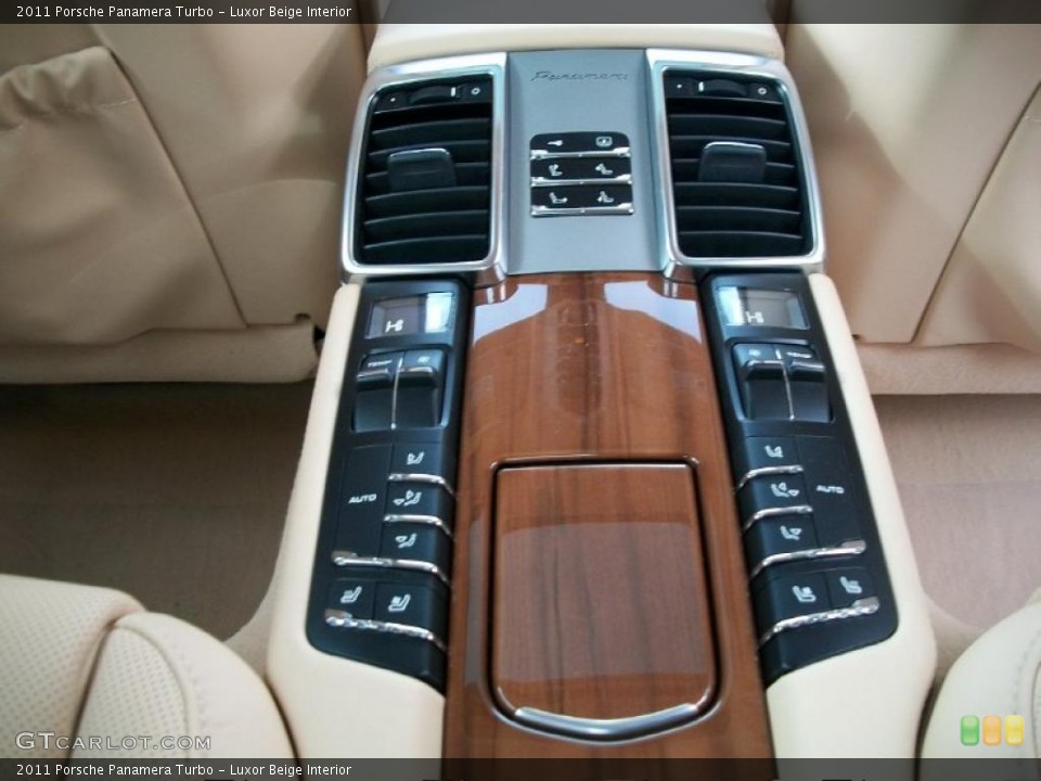 Luxor Beige Interior Controls for the 2011 Porsche Panamera Turbo #44815316